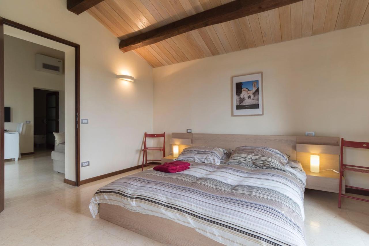 Antico Casale Tiravento Aparthotel Passignano sul Trasimeno Ngoại thất bức ảnh
